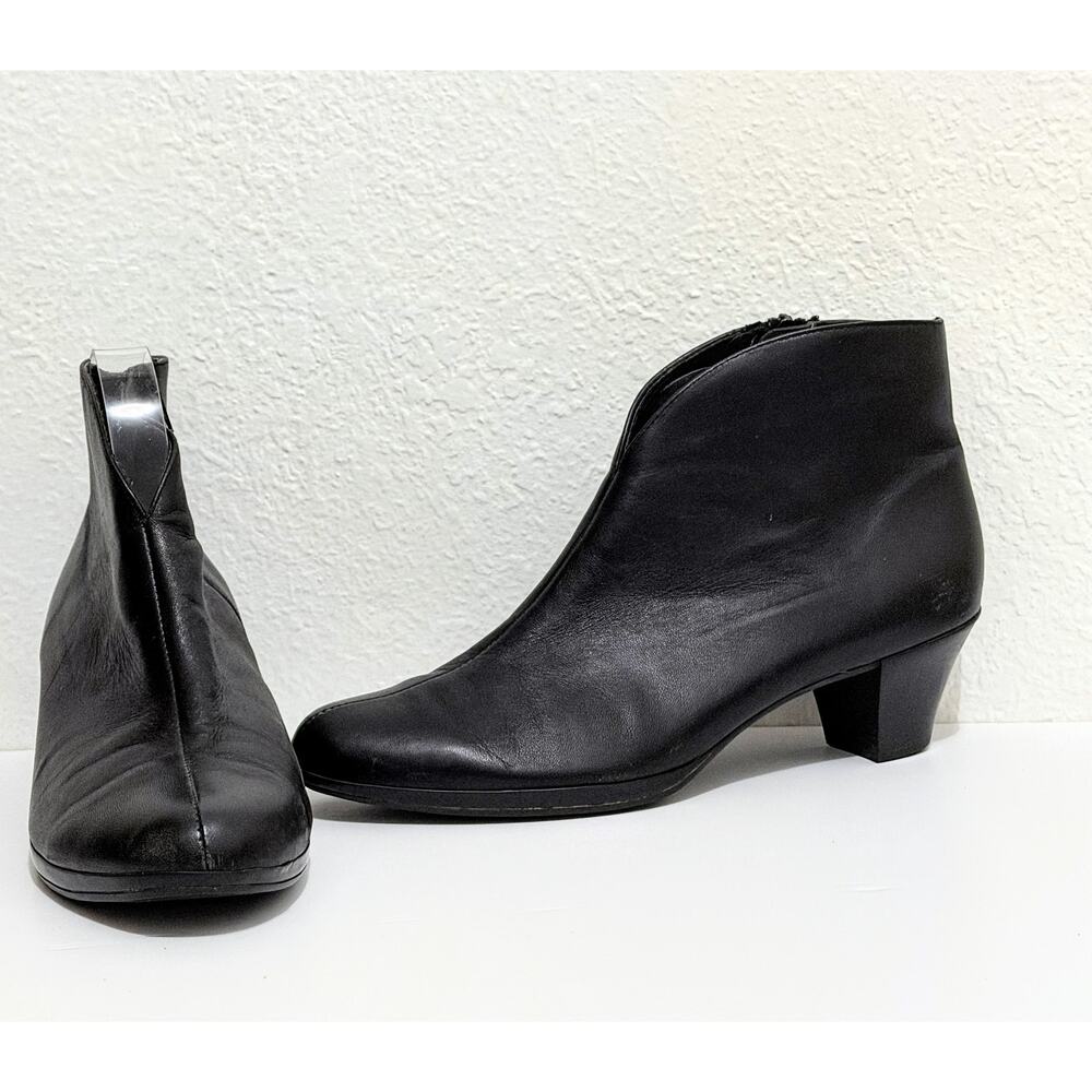 Munro Robyn Booties (W Sz 11) Soft Black Leather